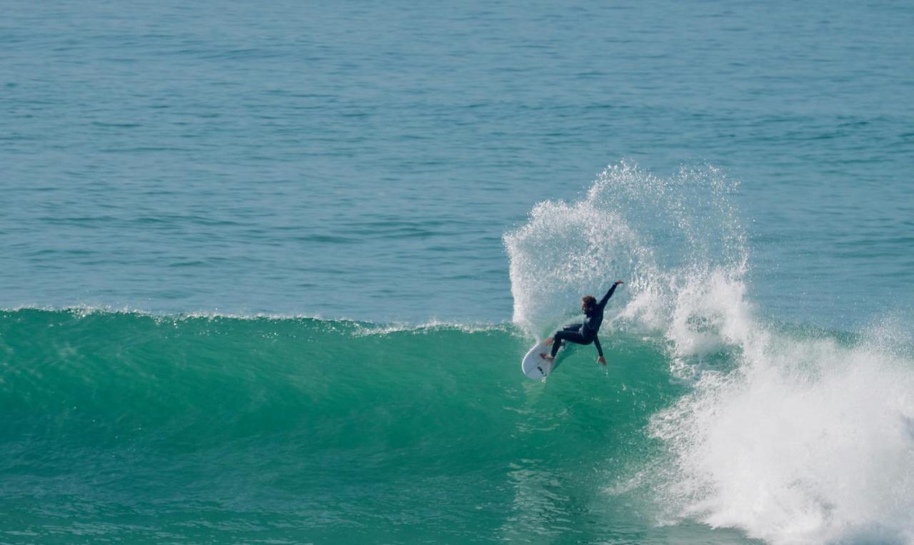 Atlas Wonders Coworking Surf Camp タガズー エクステリア 写真