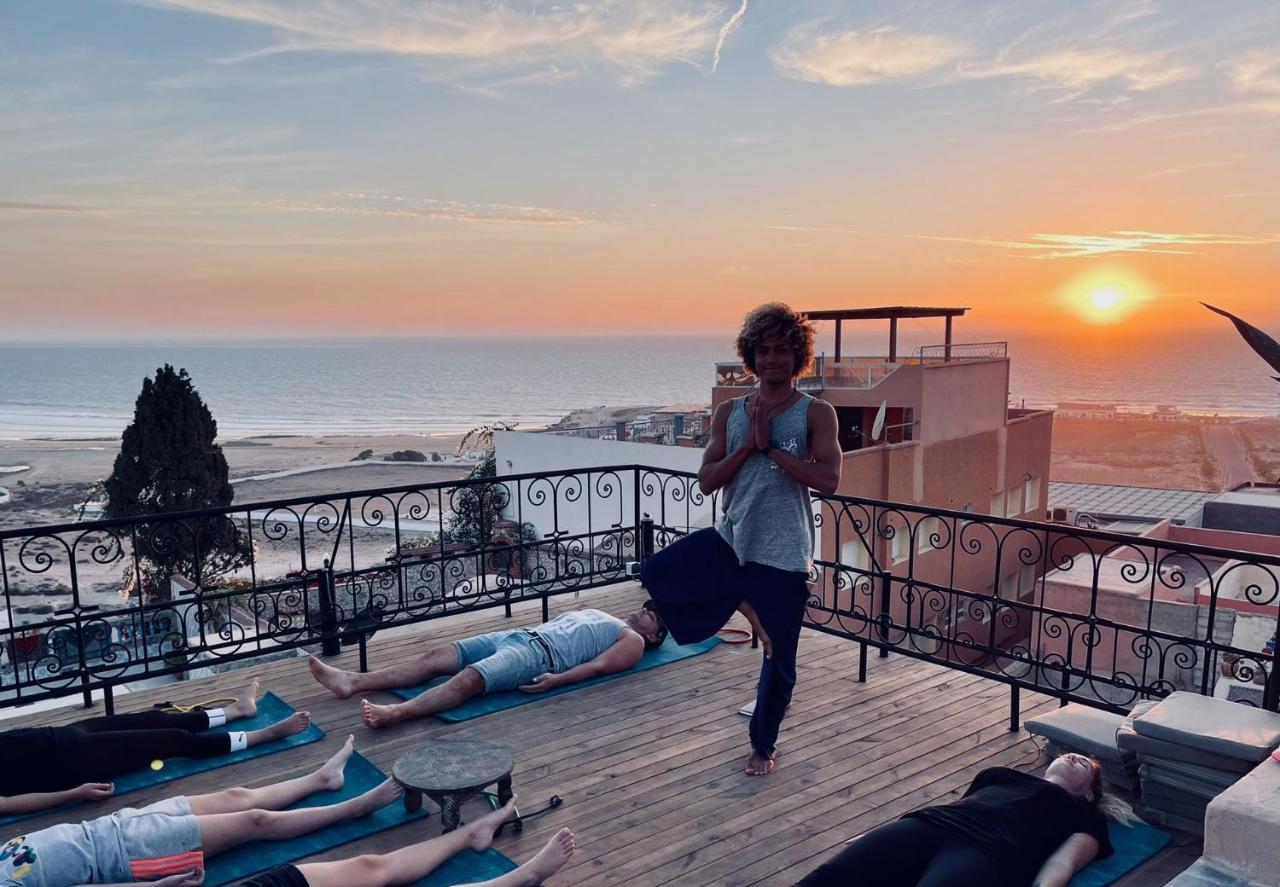 Atlas Wonders Coworking Surf Camp タガズー エクステリア 写真