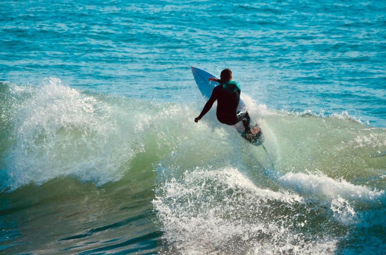 Atlas Wonders Coworking Surf Camp タガズー エクステリア 写真